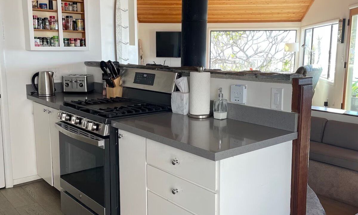 Photo of Kitchen in Faria Beach