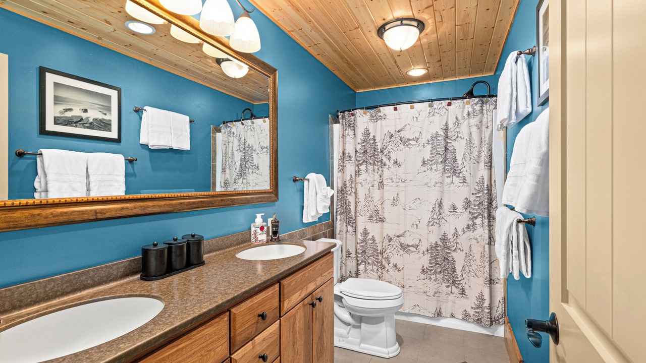 Photo of Bathroom in Lutsen