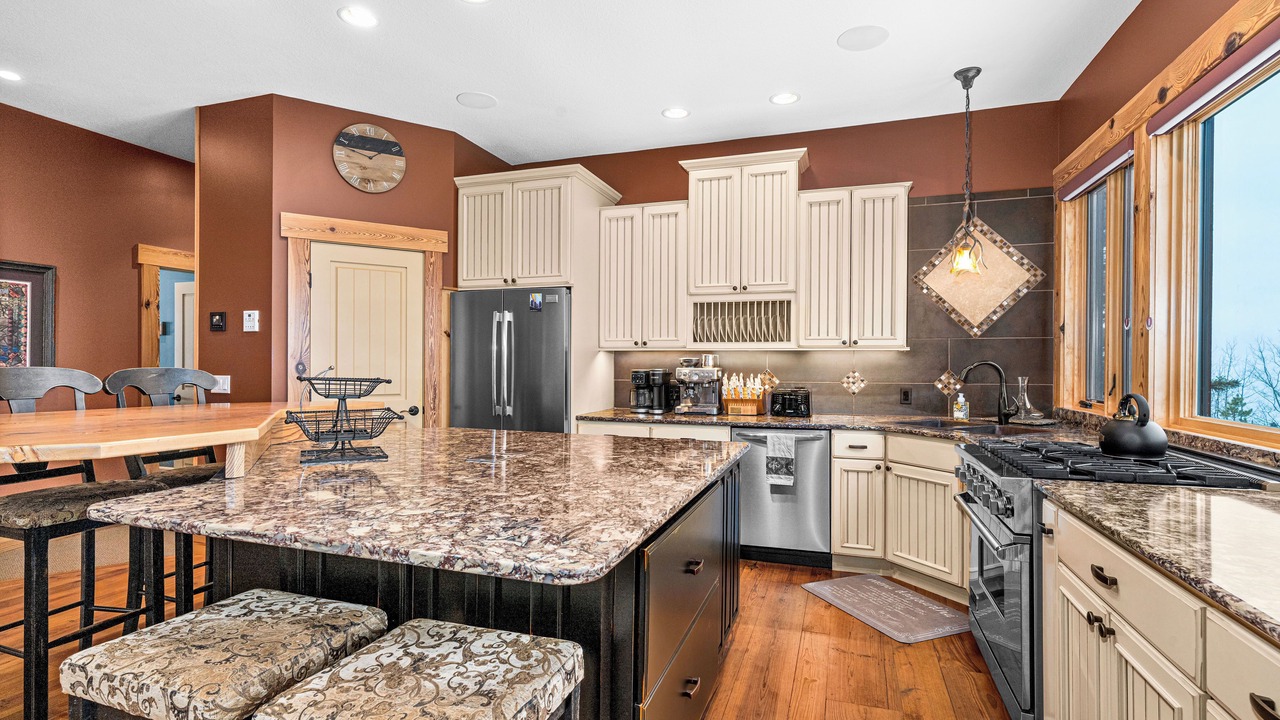 Photo of Kitchen in Lutsen