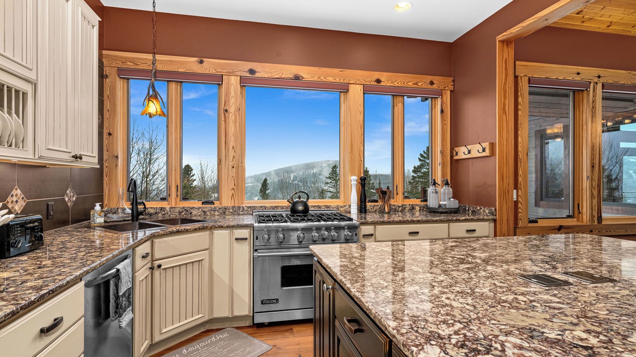 Photo of Kitchen in Lutsen