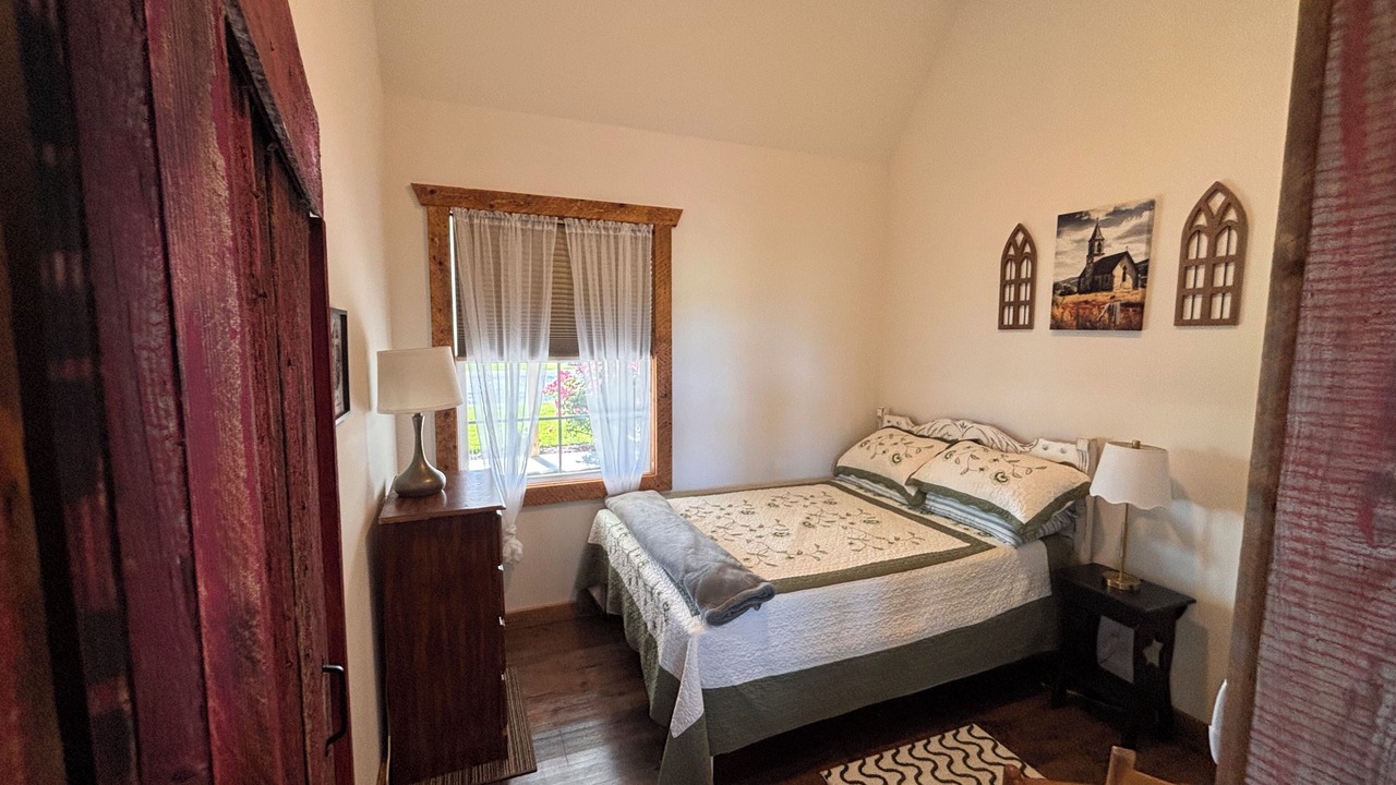Photo of Bedroom in Smyrna