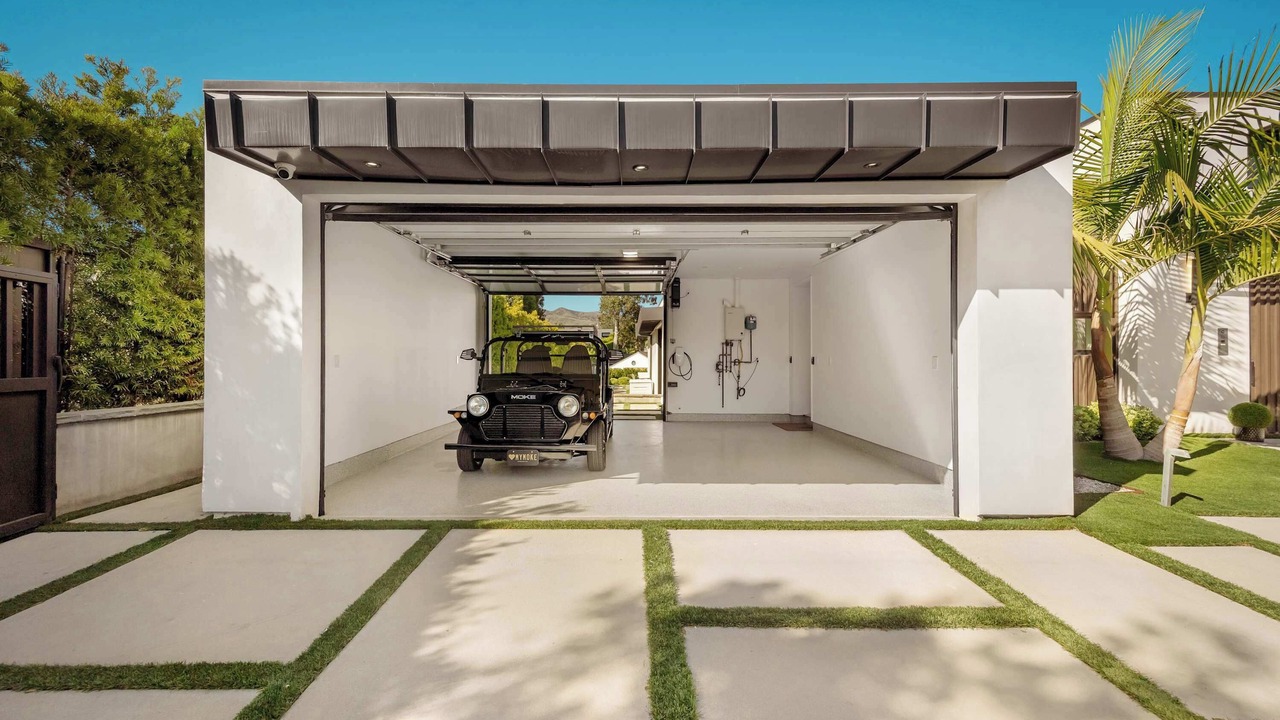 Photo of Outdoor in Central Malibu