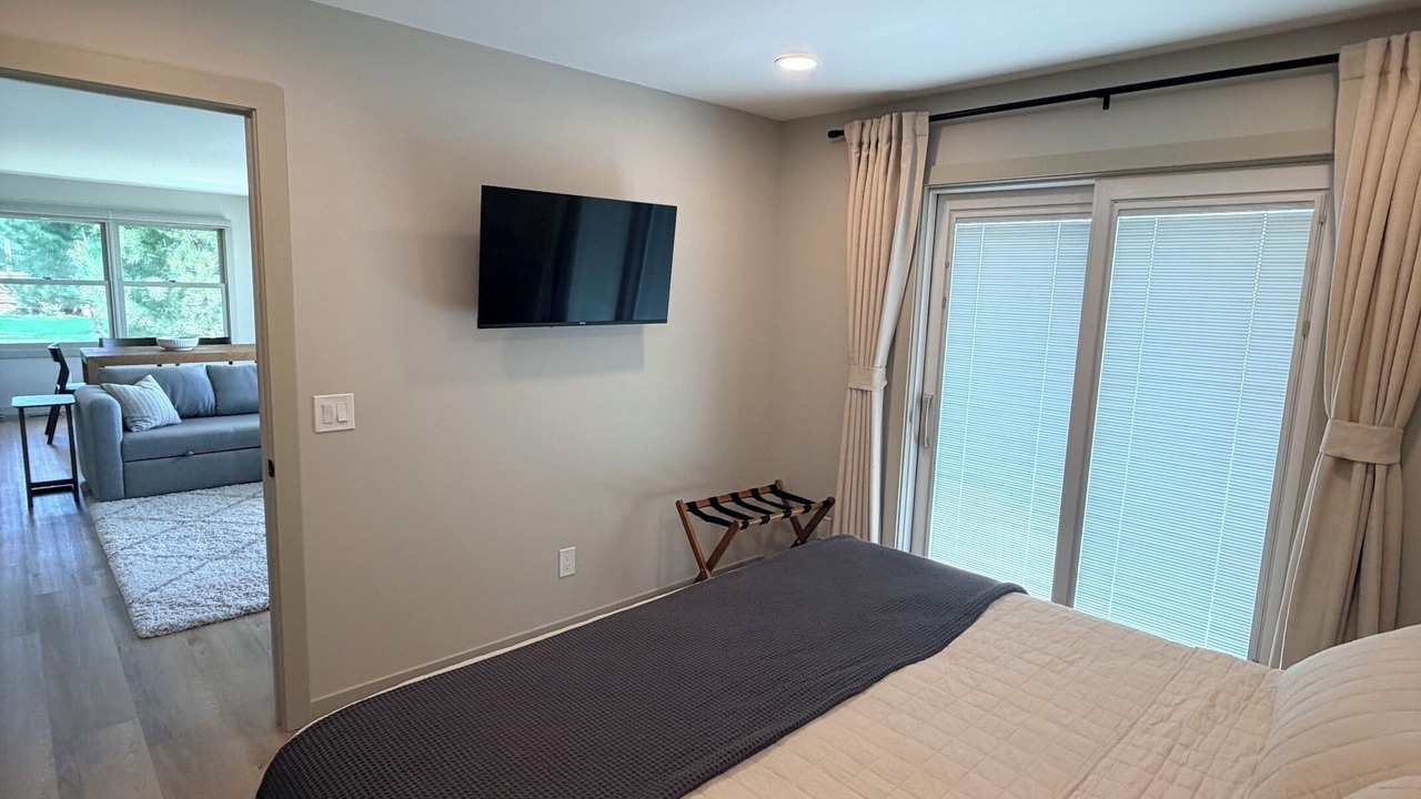 Photo of Bedroom in Breezy Point