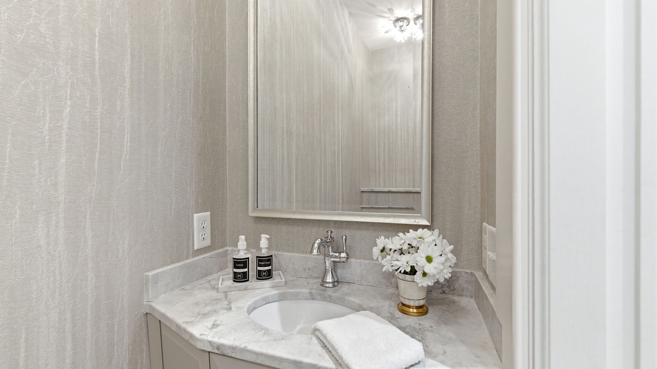Photo of Bathroom in Downtown Minneapolis