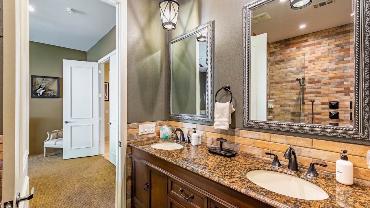 Photo of Bathroom in Vista Las Palmas