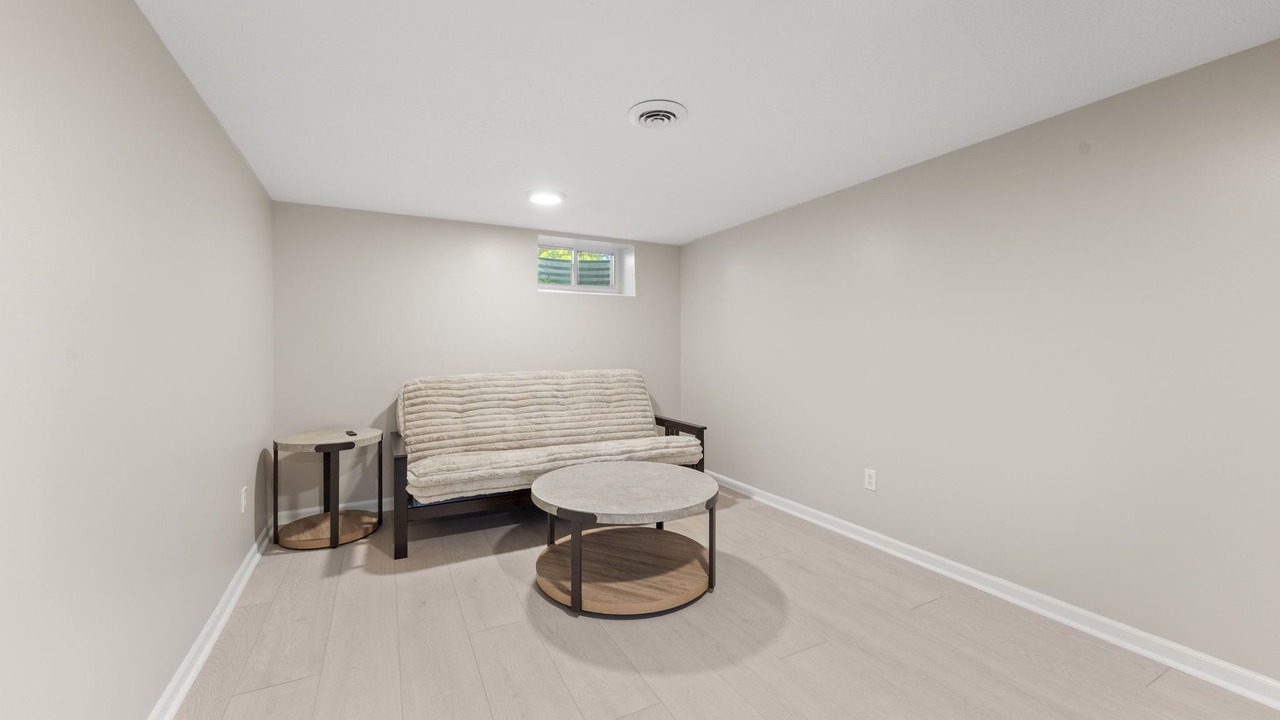 Photo of Livingroom in Roseville