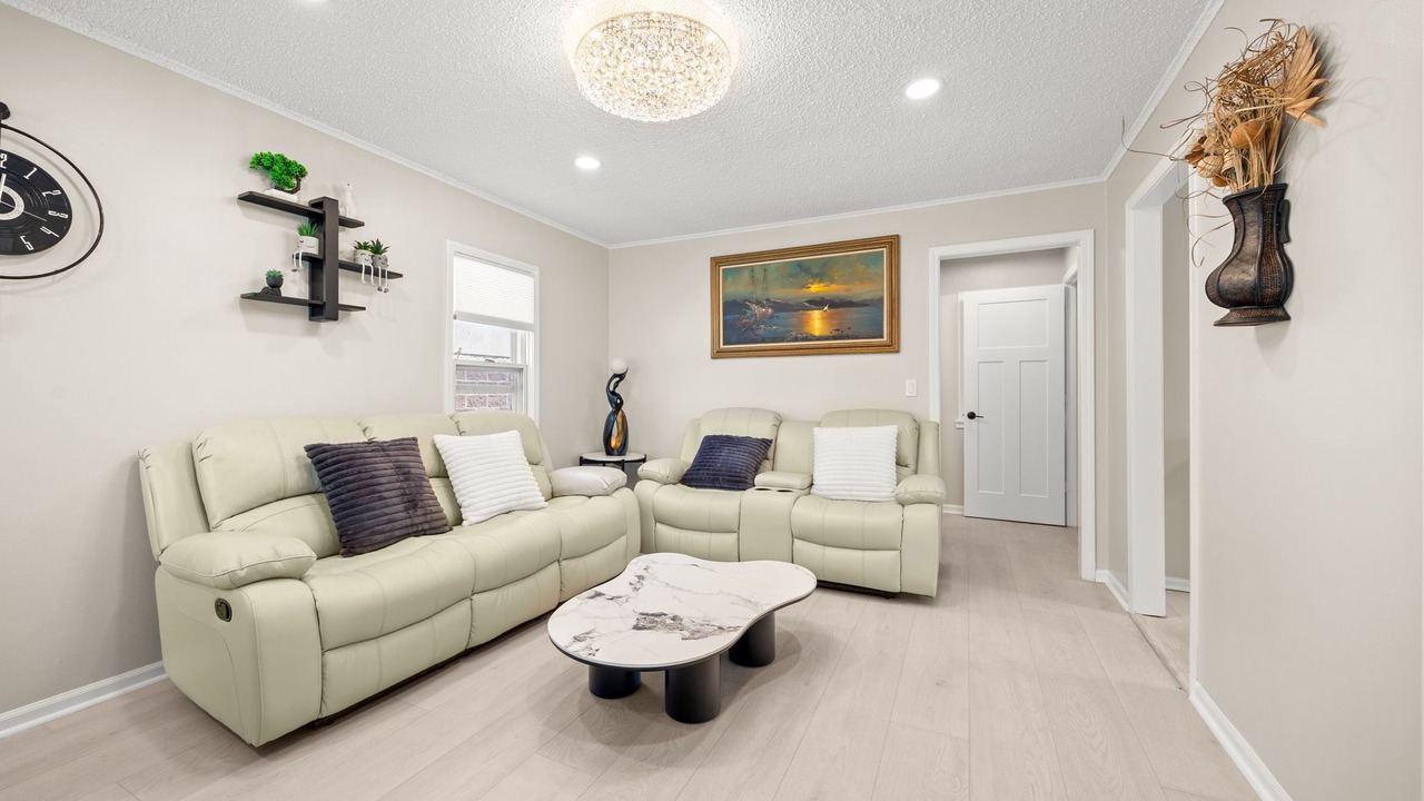 Photo of Livingroom in Roseville