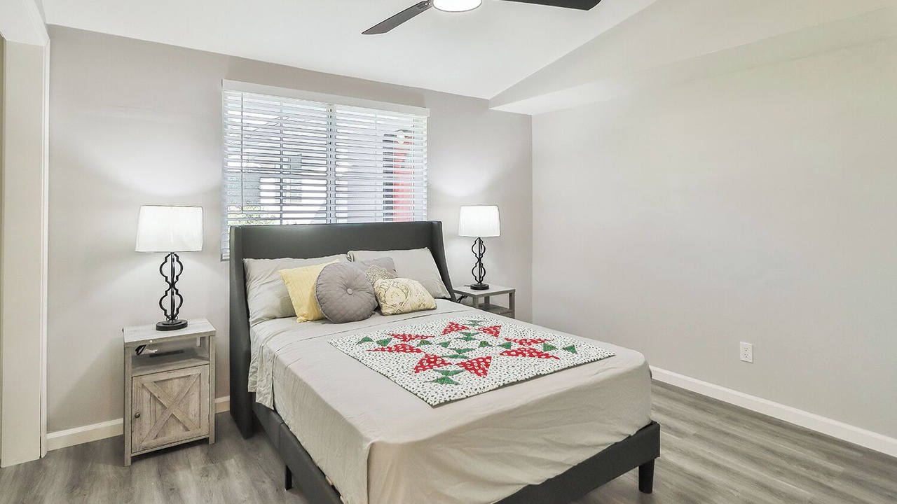 Photo of Bedroom in Canoga Park