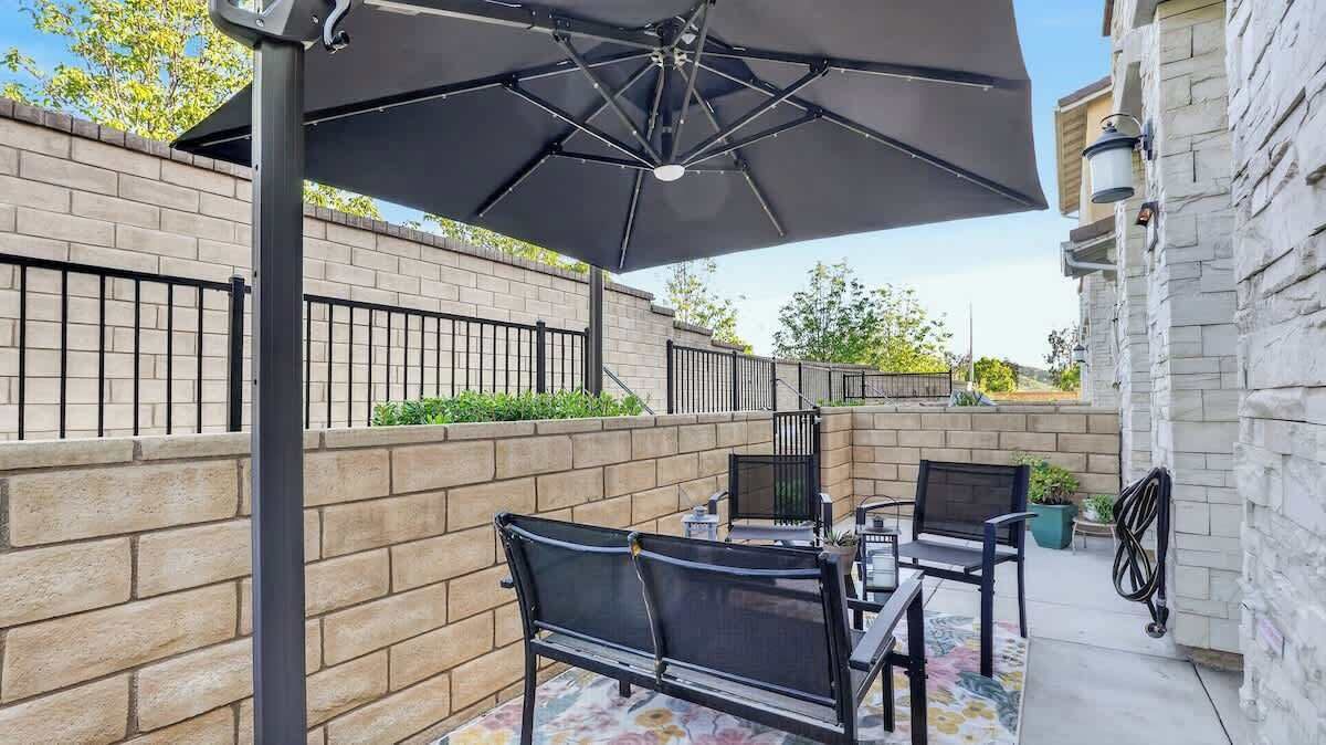 Photo of Patio Balcony in Santa Clarita