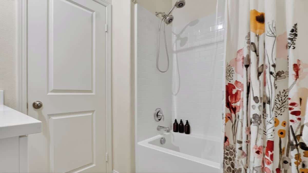 Photo of Bathroom in Santa Clarita