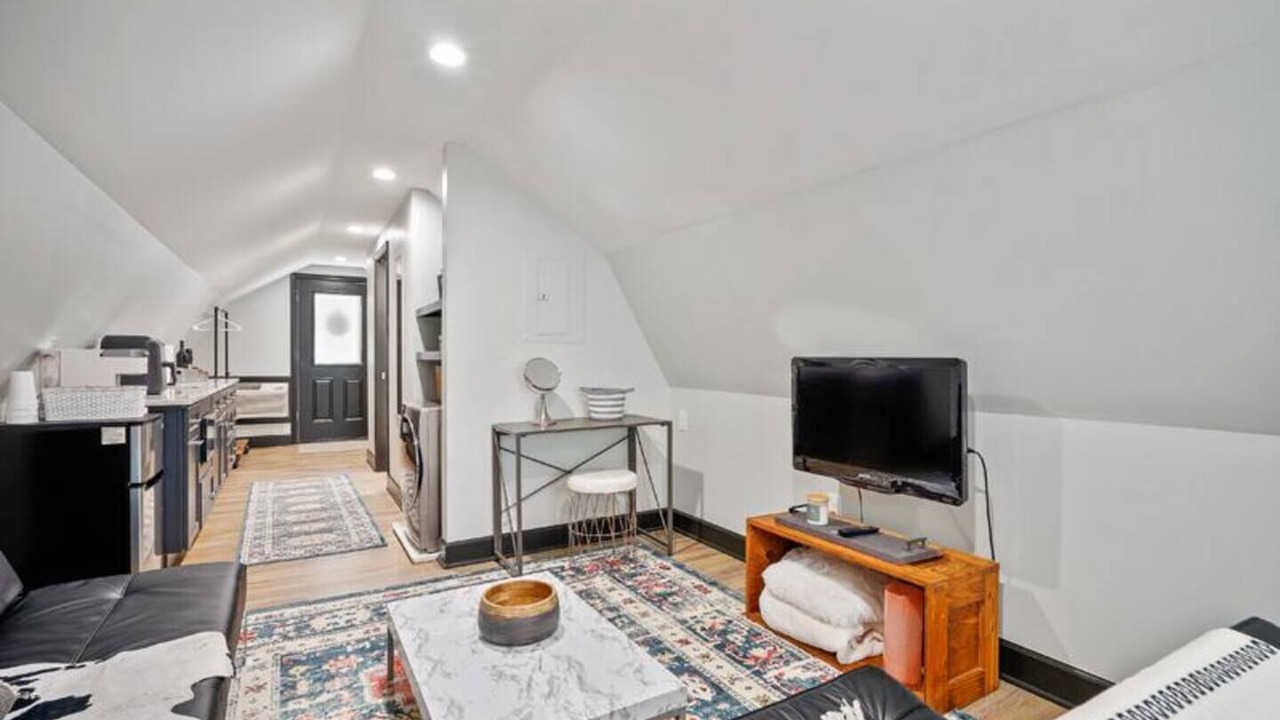 Photo of Bedroom in Leesburg