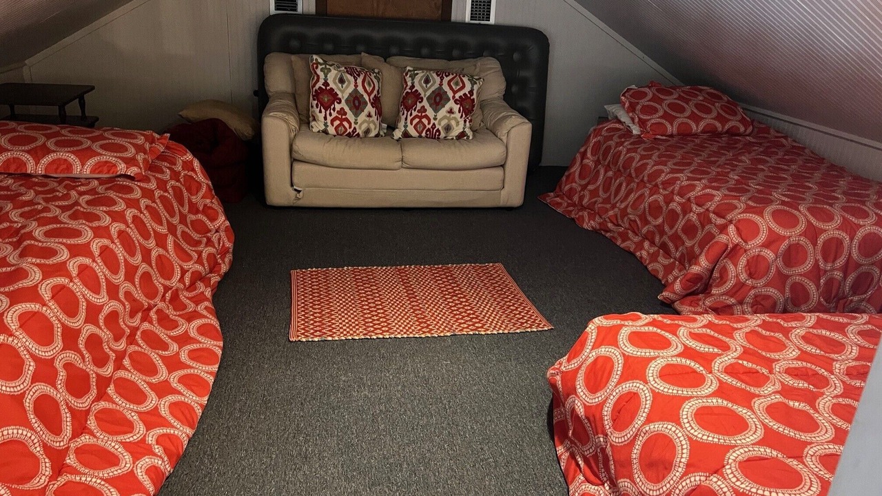 Photo of Bedroom in Cypremort Point