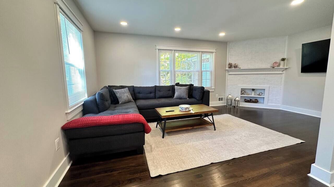 Photo of Livingroom in Leesburg