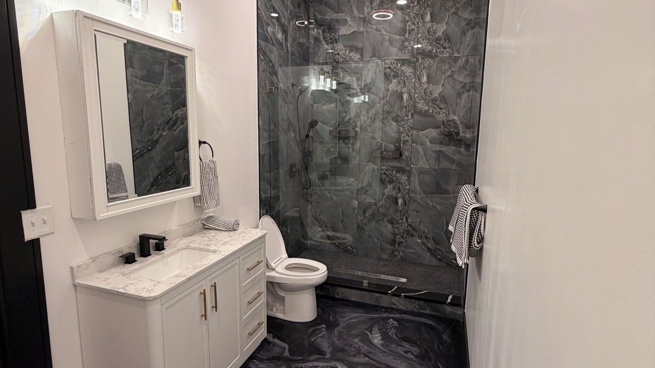 Photo of Bathroom in Downtown Baltimore