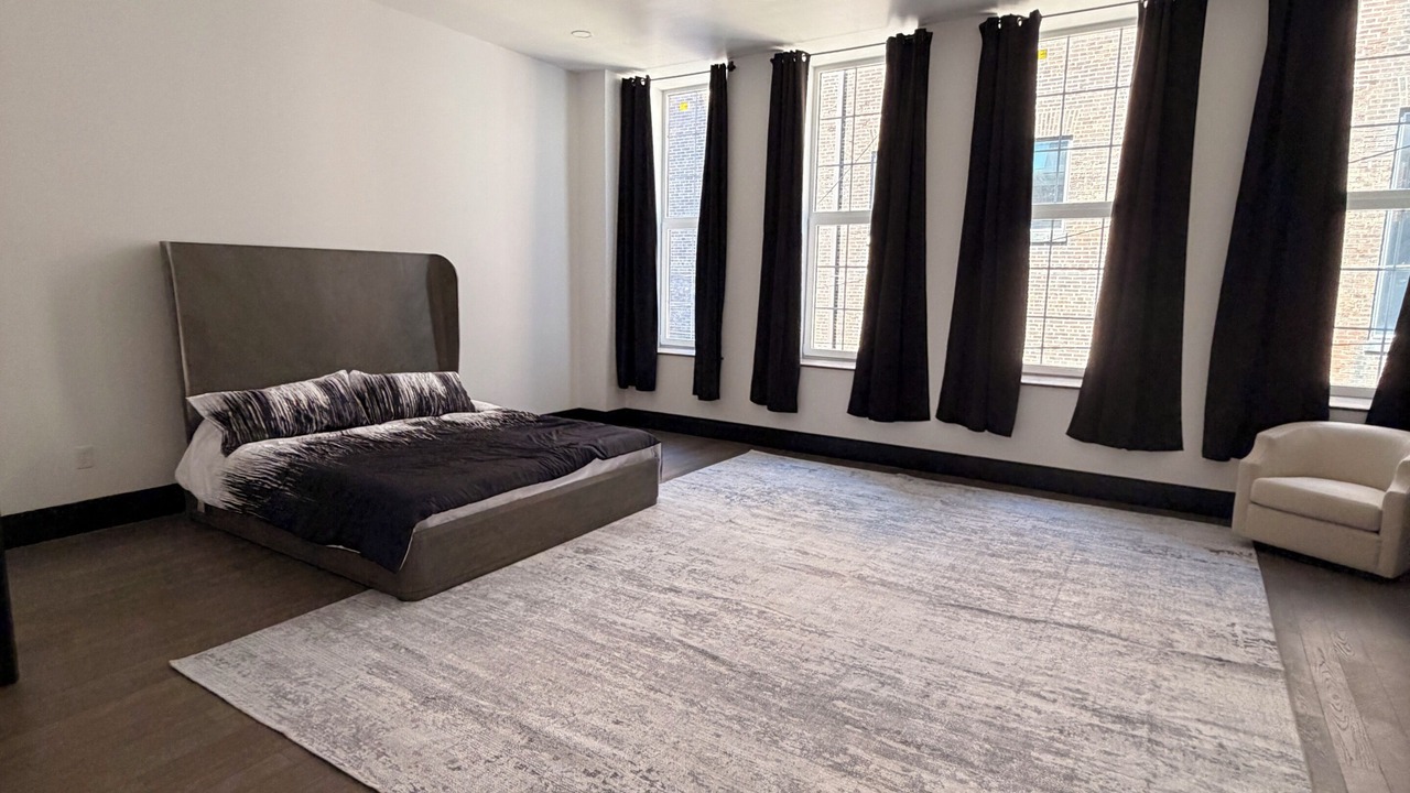 Photo of Bedroom in Downtown Baltimore