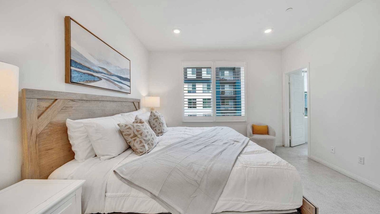 Photo of Bedroom in Irvine Business Complex