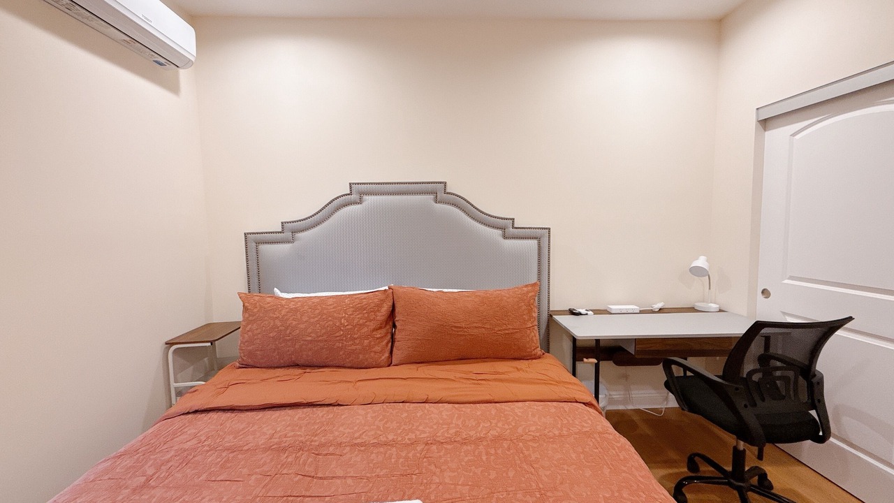 Photo of Bedroom in San Gabriel