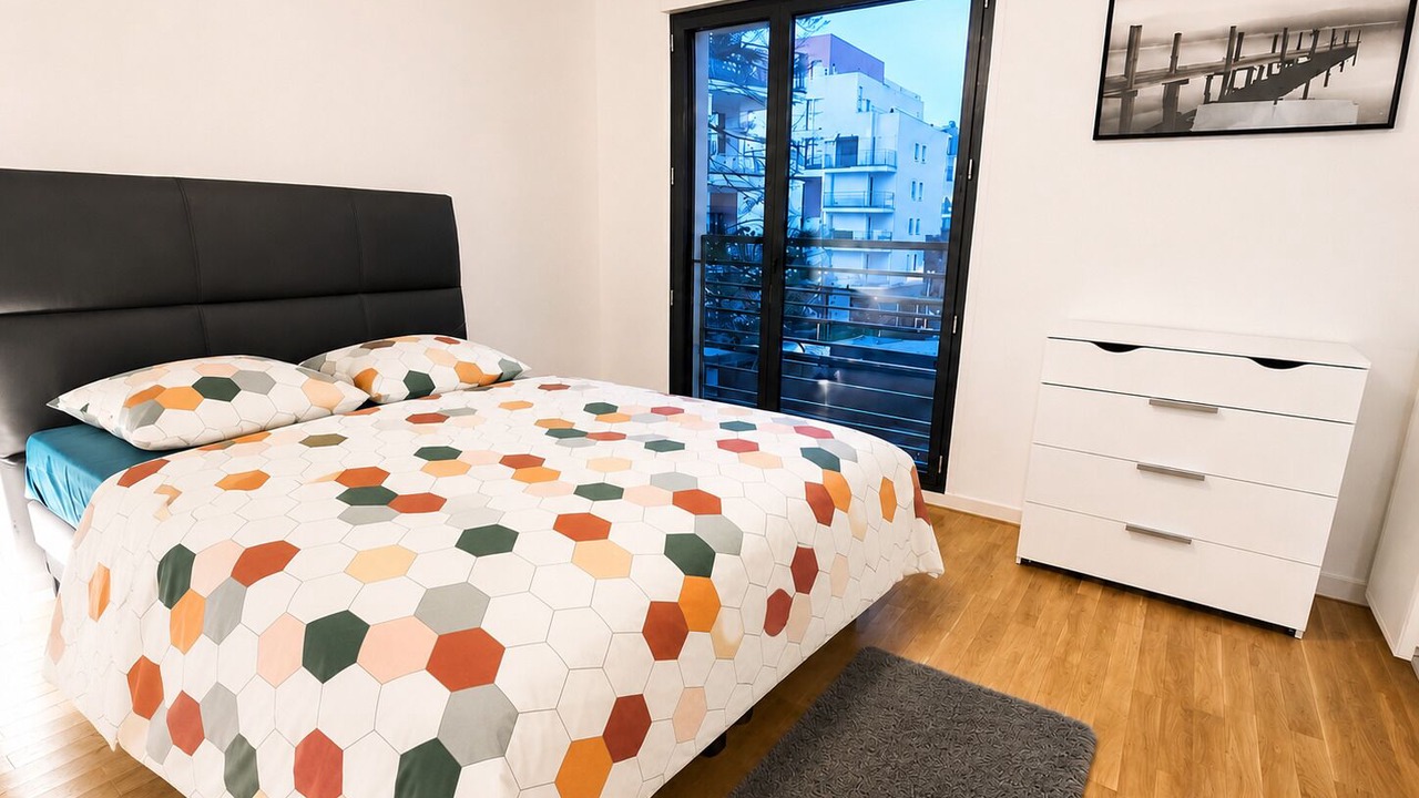 Photo of Bedroom in Rueil-Malmaison