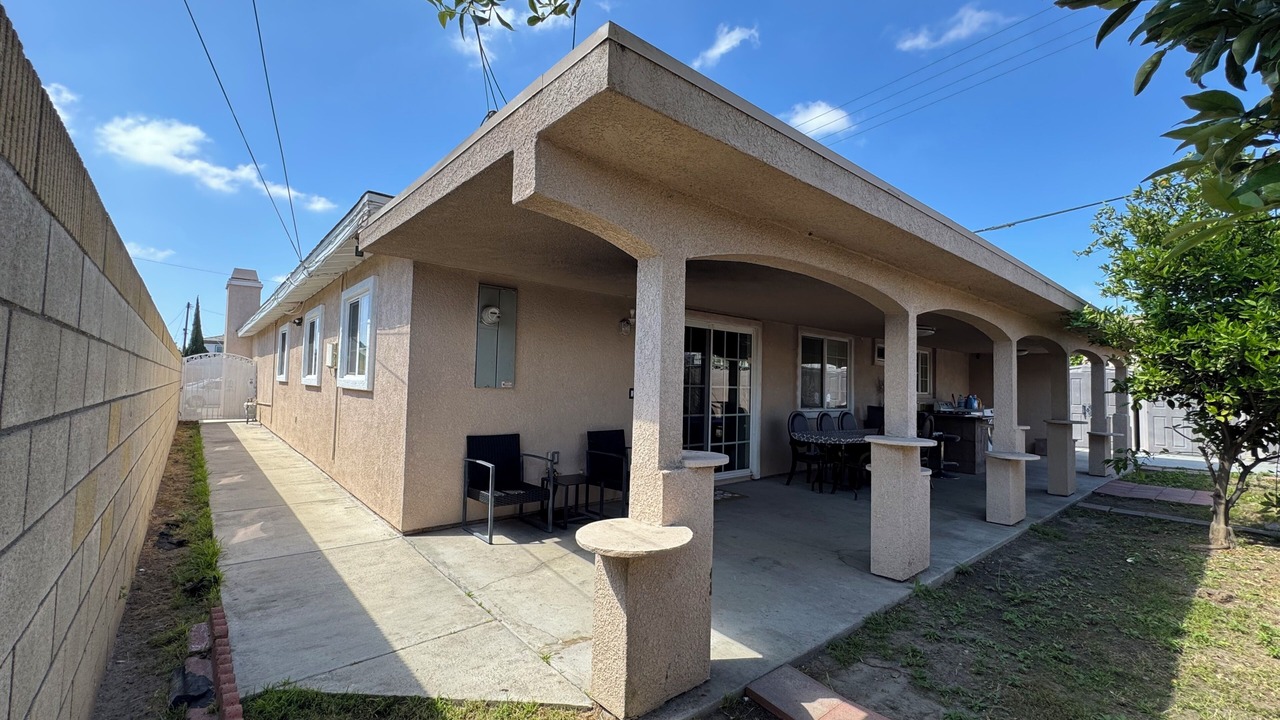 Photo of Outdoor in Midway City