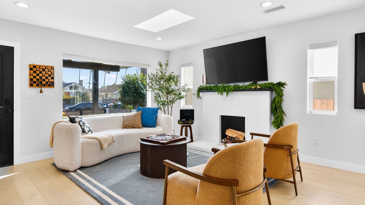 Photo of Livingroom in View Park-Windsor Hills