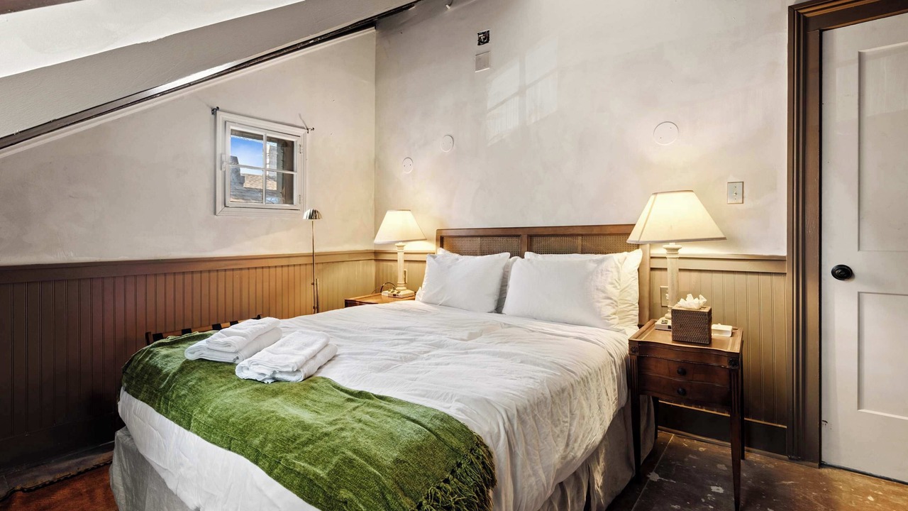 Photo of Bedroom in Treme