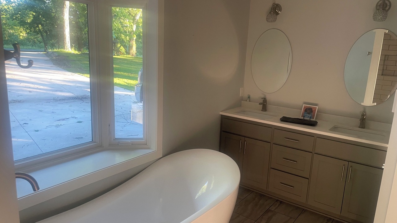 Photo of Bathroom in South Haven