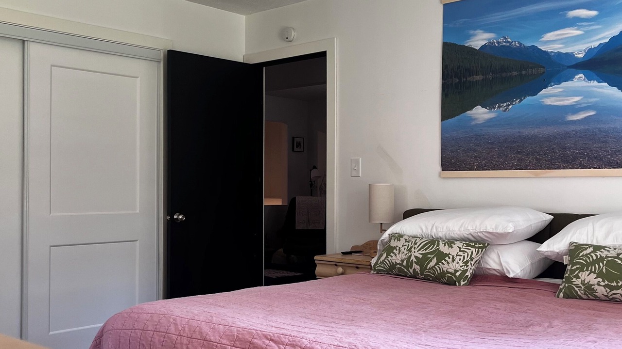 Photo of Bedroom in Walker