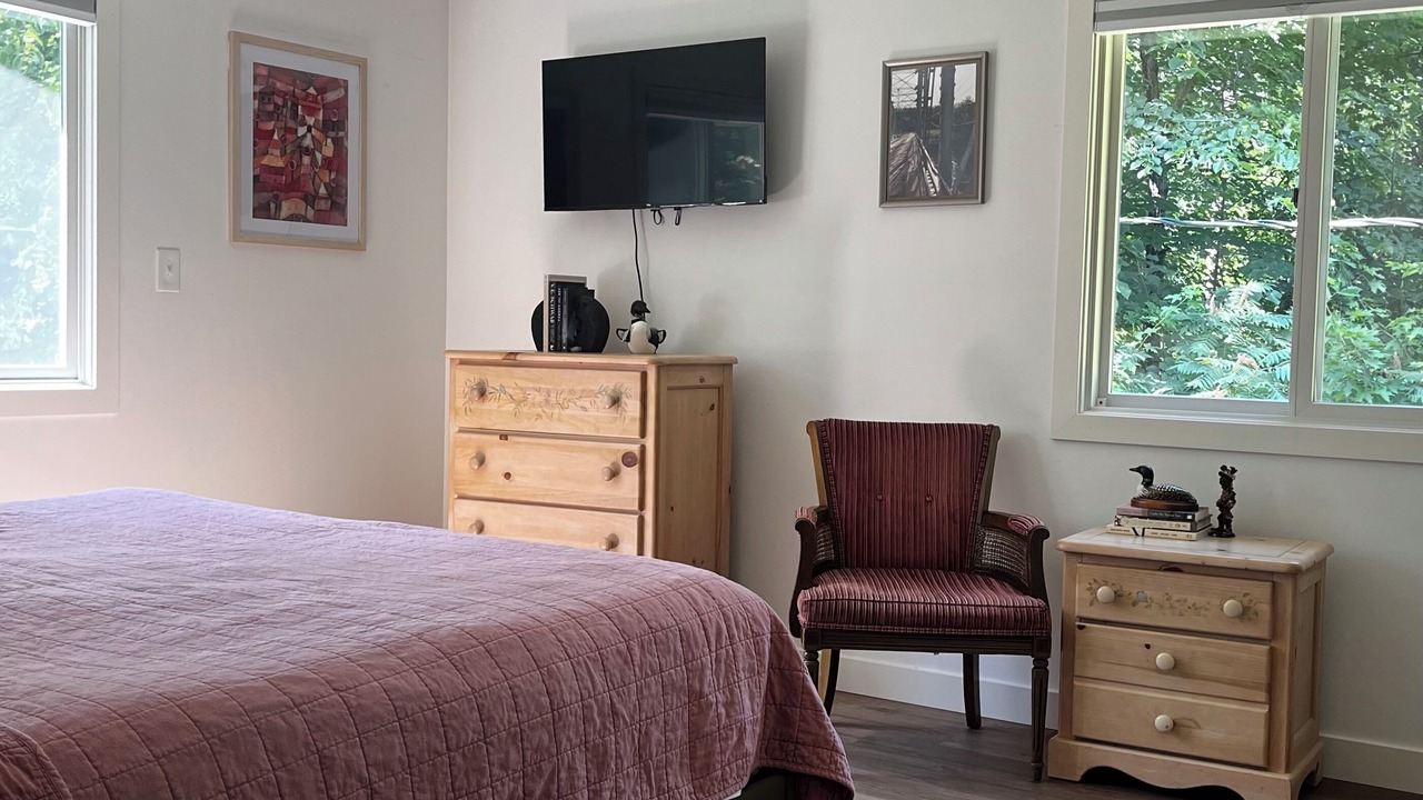 Photo of Bedroom in Walker