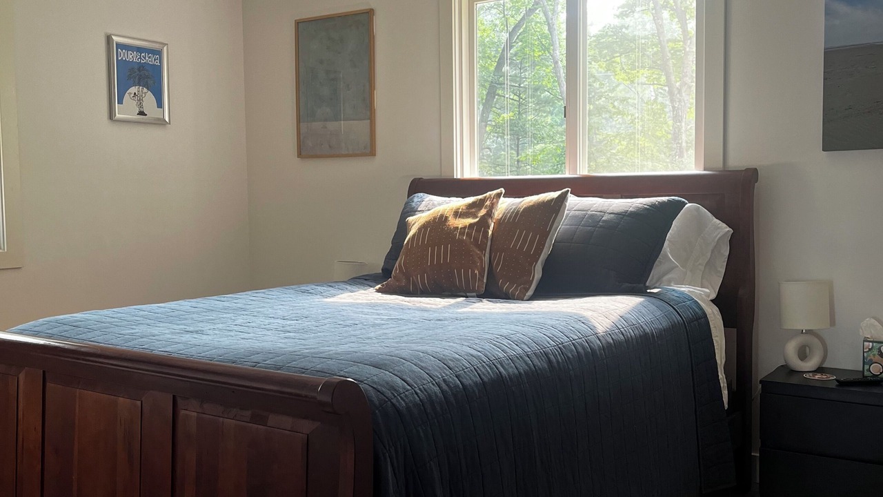 Photo of Bedroom in Walker