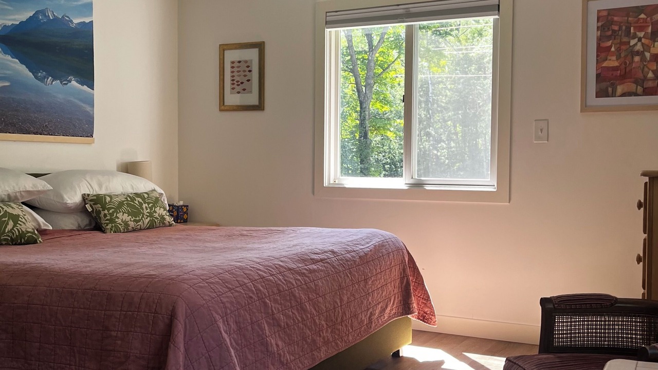 Photo of Bedroom in Walker