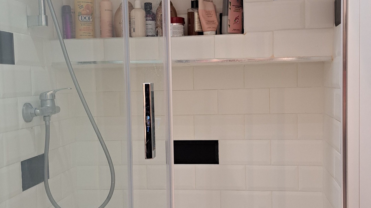 Photo of Bathroom in Parc-de-Montsouris
