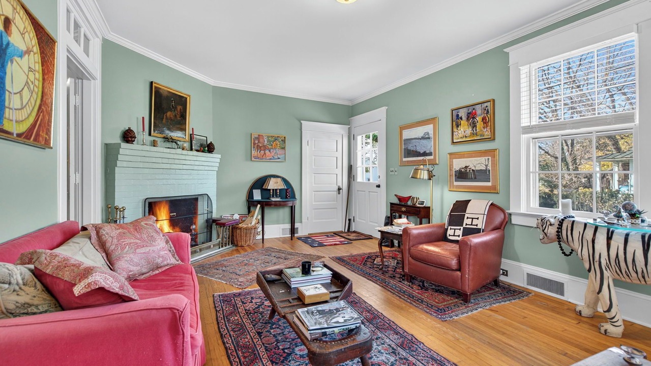 Photo of Livingroom in Marshall