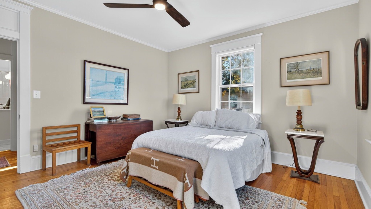 Photo of Bedroom in Marshall