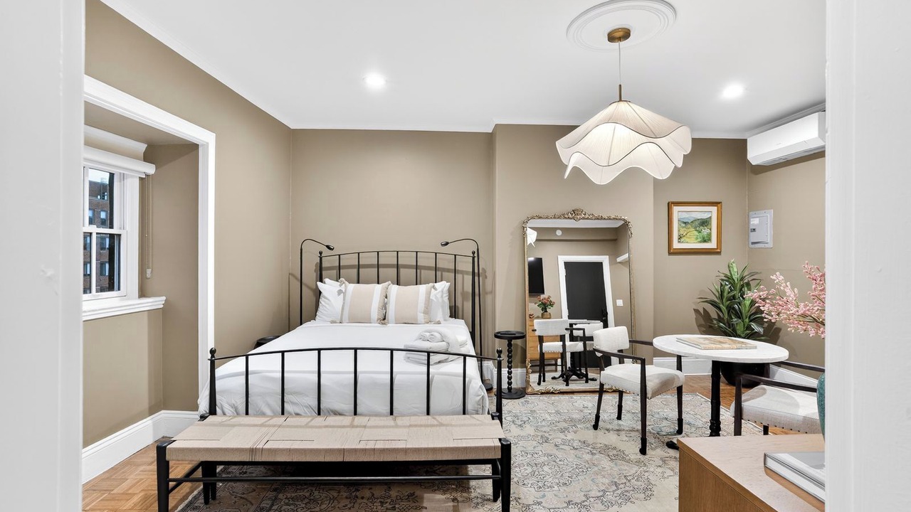 Photo of Bedroom in South End