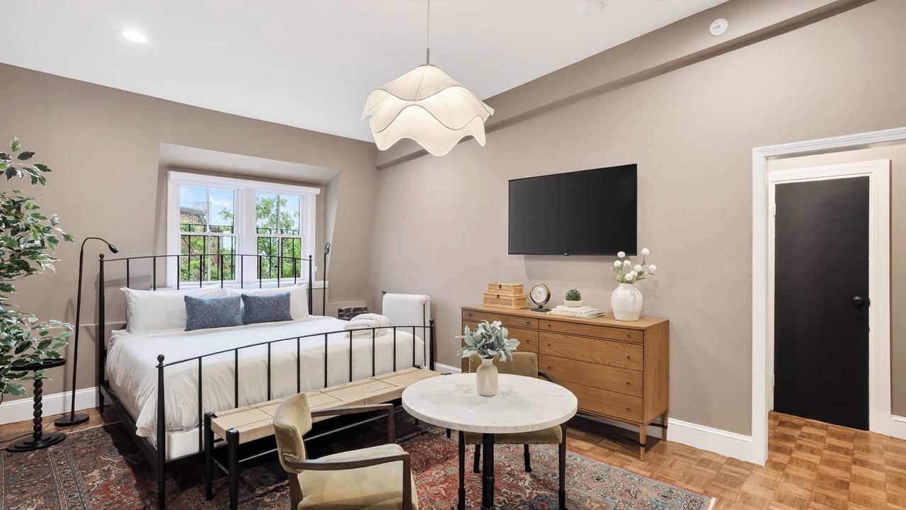 Photo of Bedroom in South End
