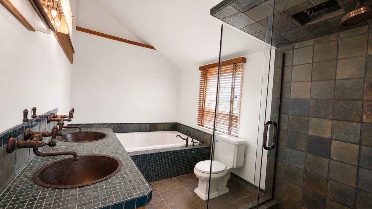 Photo of Bathroom in Sharon