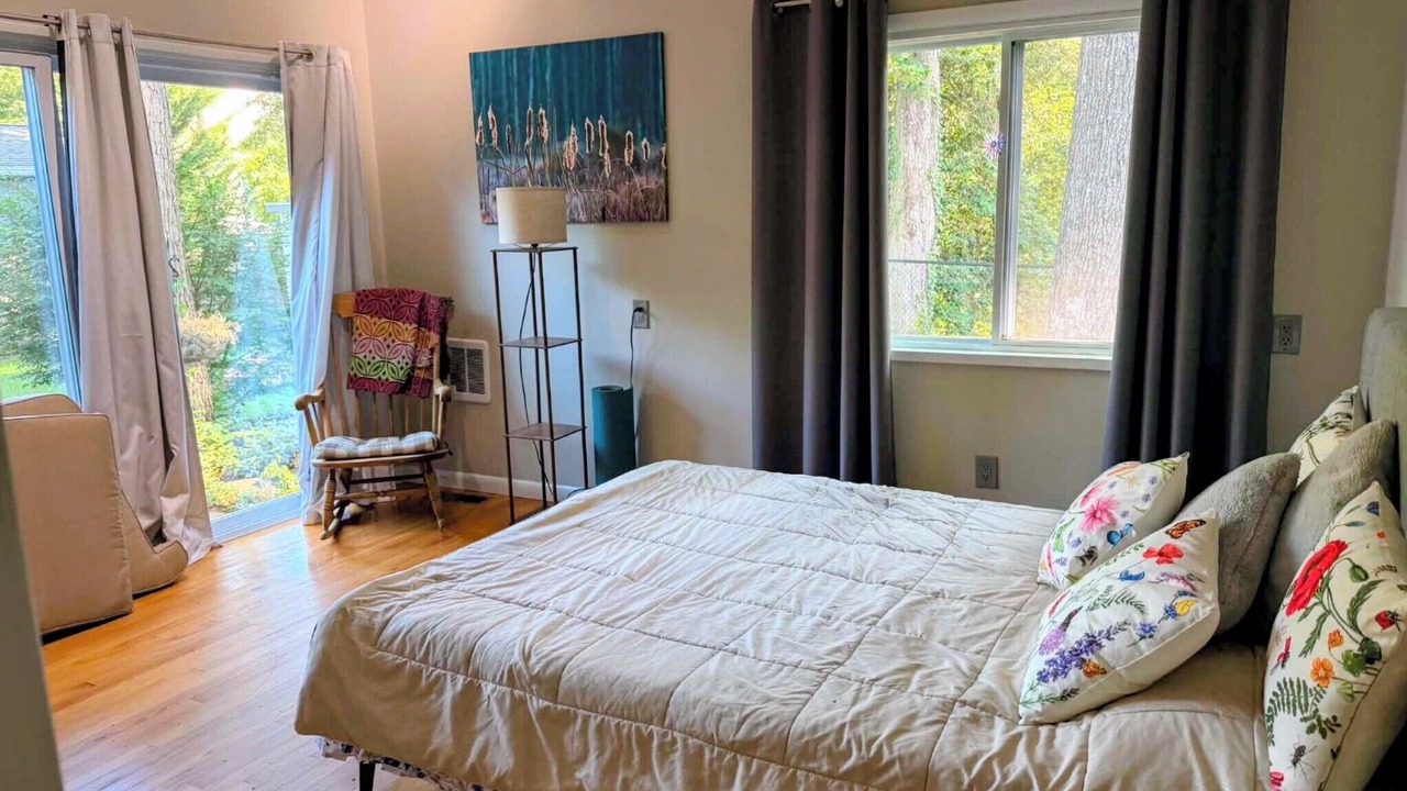 Photo of Bedroom in Arnold