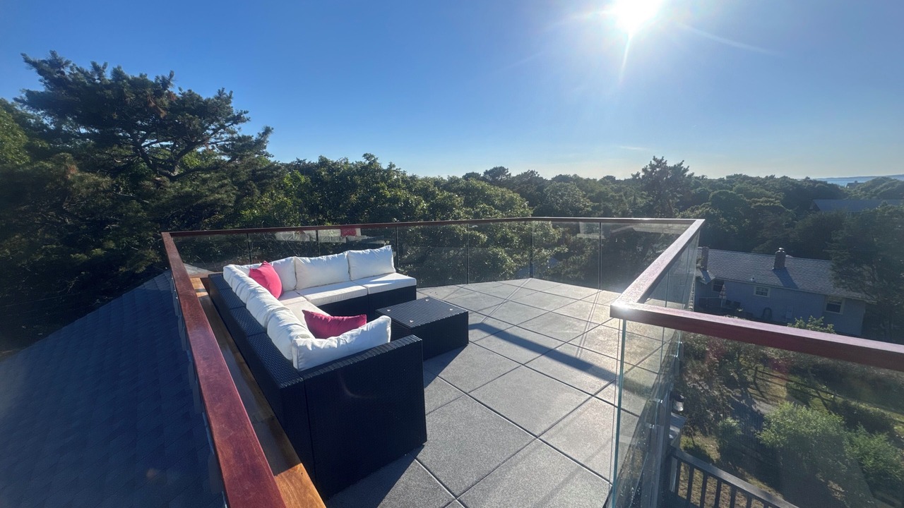 Photo of Patio Balcony in East Chop