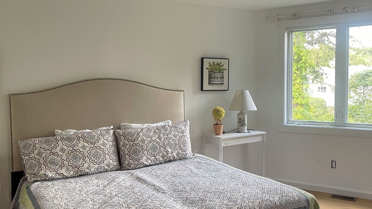 Photo of Bedroom in East Chop