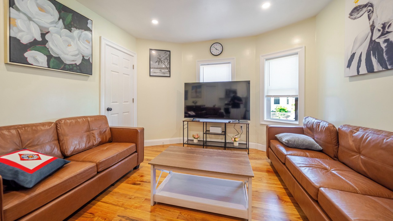 Photo of Livingroom in Dorchester