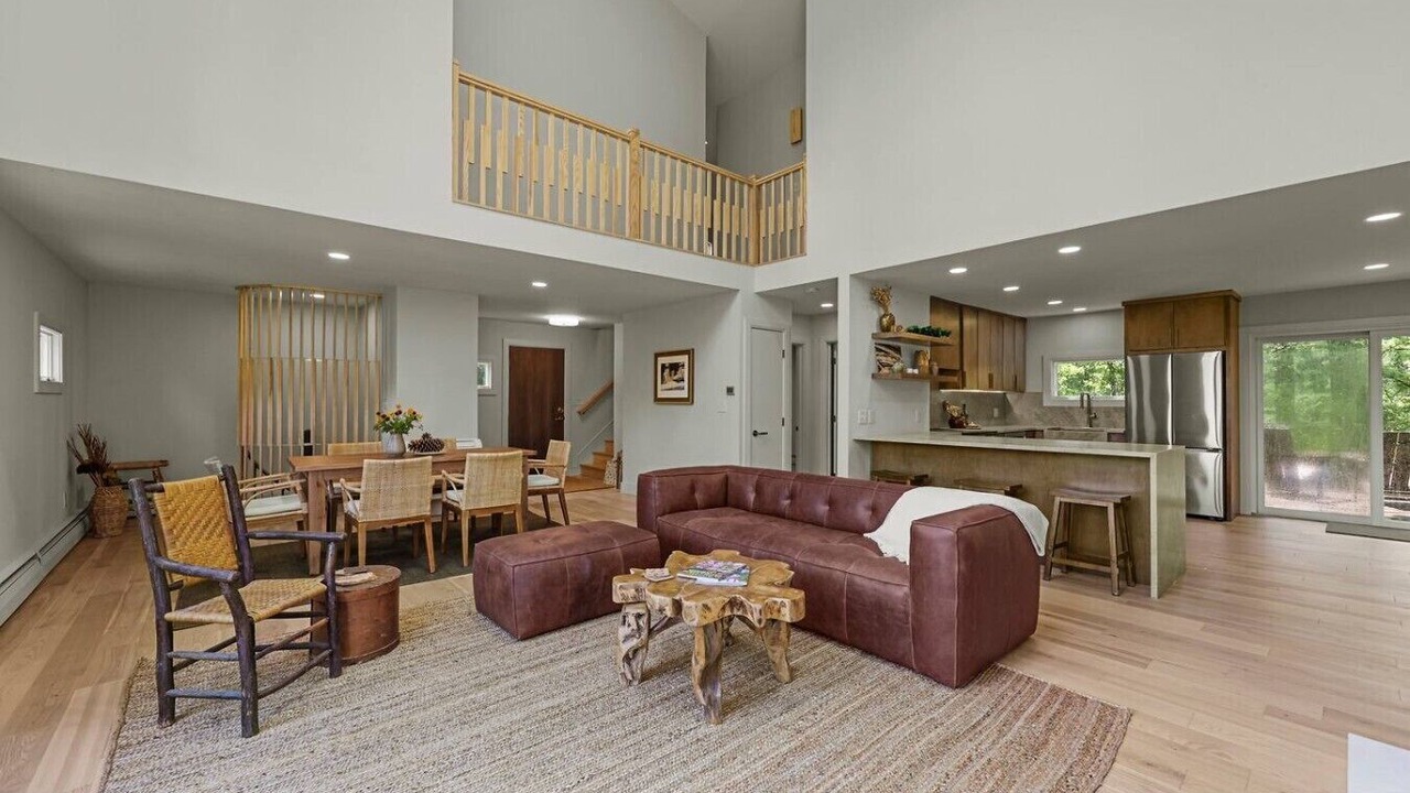 Photo of Livingroom in West Stockbridge