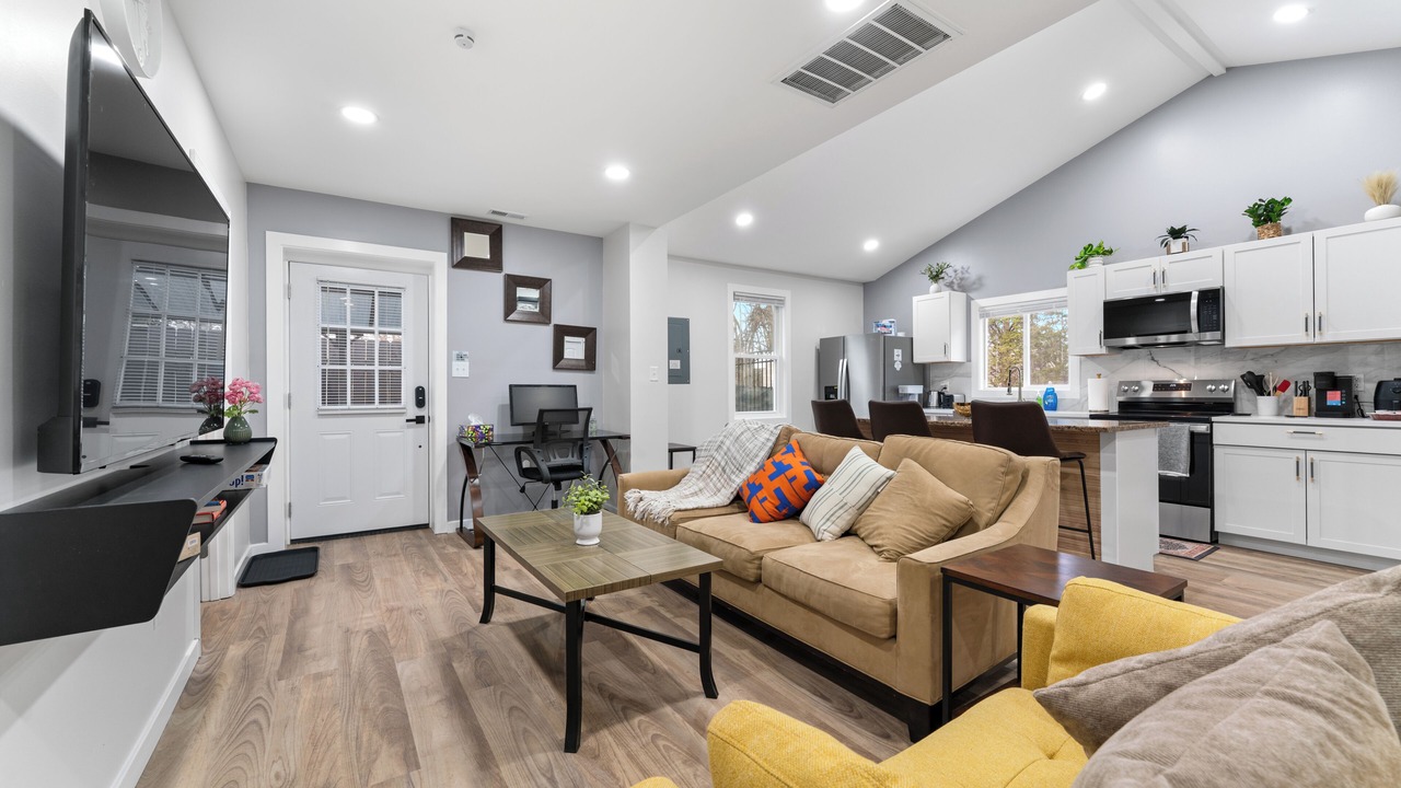 Photo of Livingroom in Centreville