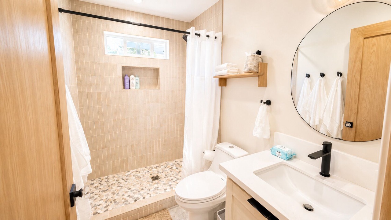 Photo of Bathroom in Los Angeles