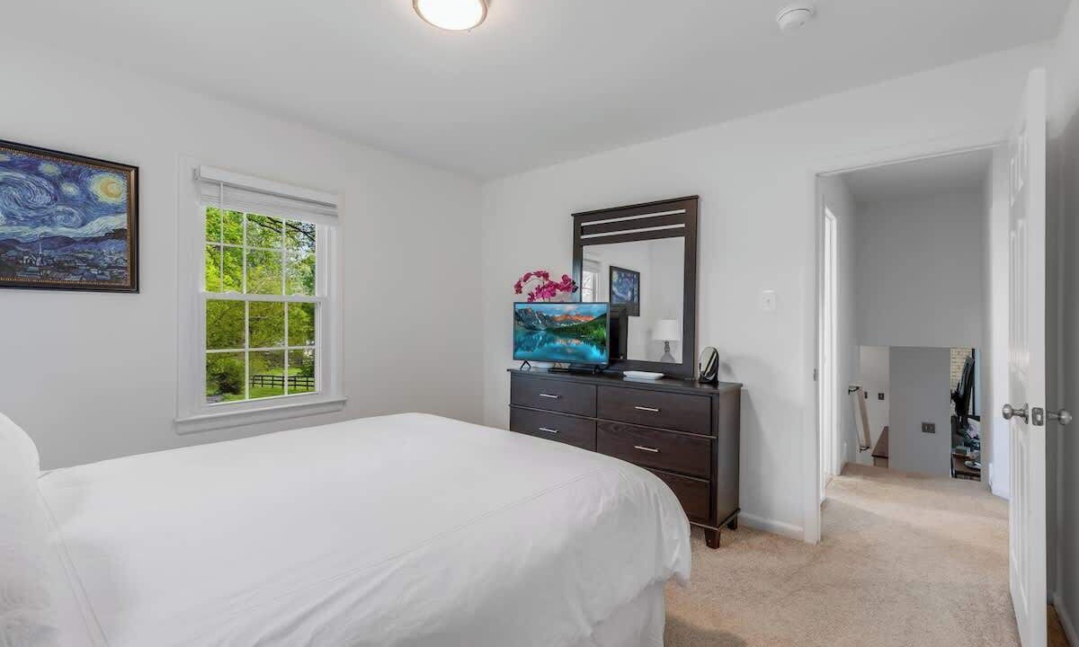 Photo of Bedroom in Leesburg