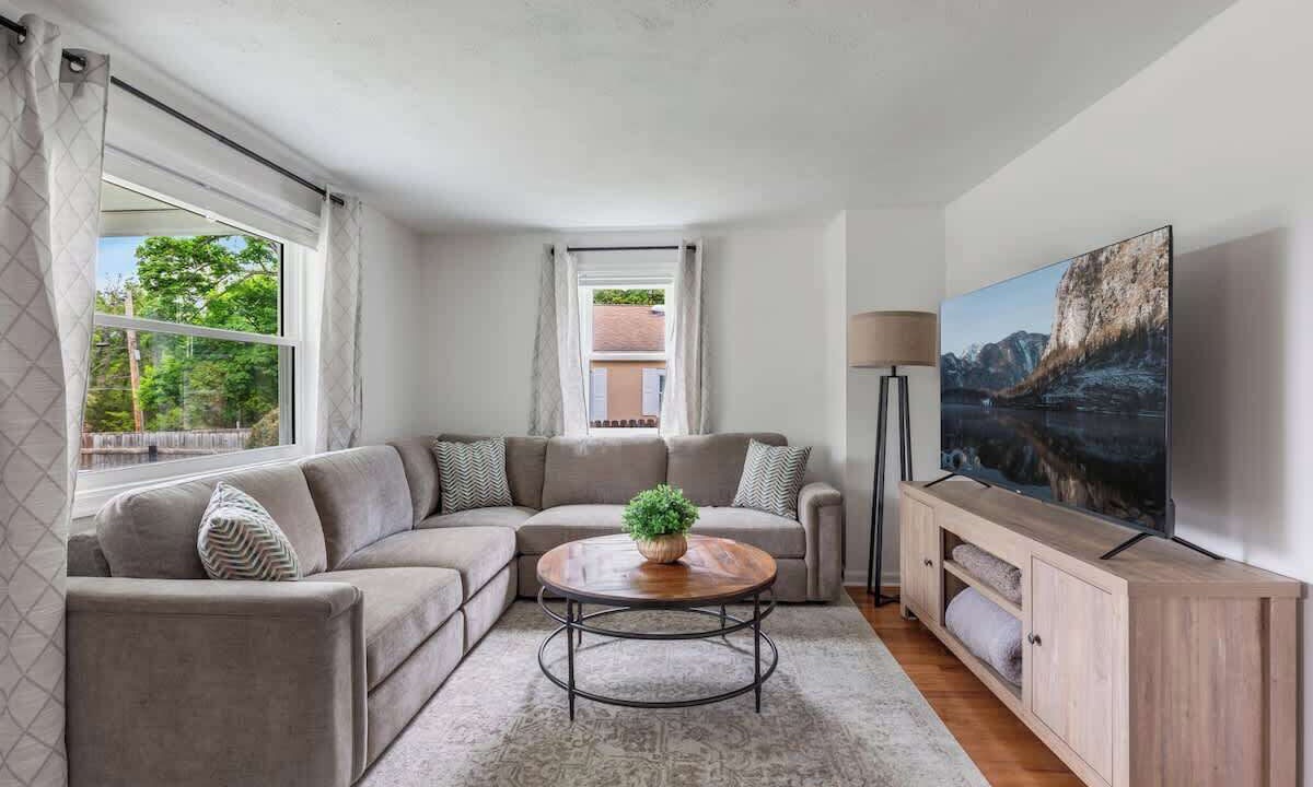 Photo of Livingroom in Leesburg