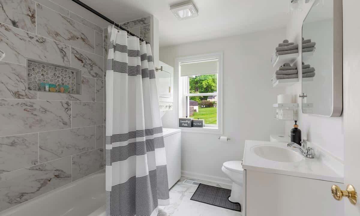 Photo of Bathroom in Leesburg