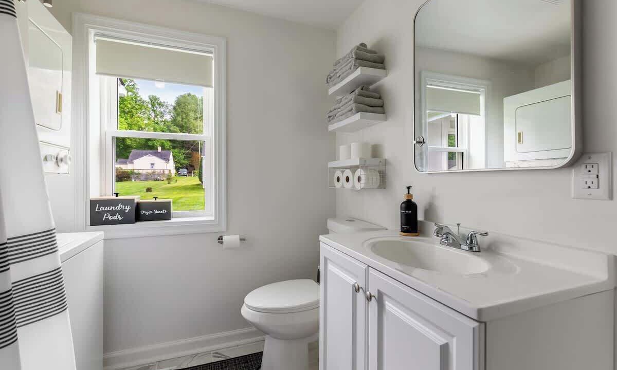 Photo of Bathroom in Leesburg