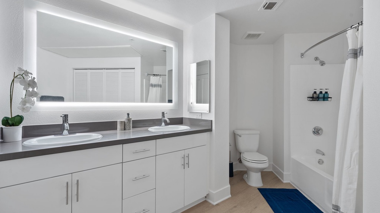 Photo of Bathroom in Pico
