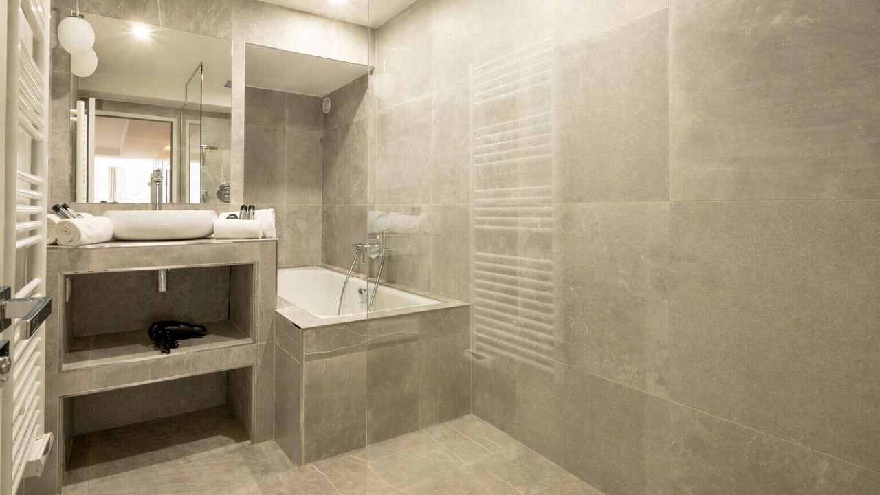Photo of Bathroom in Quartier du Petit-Montrouge