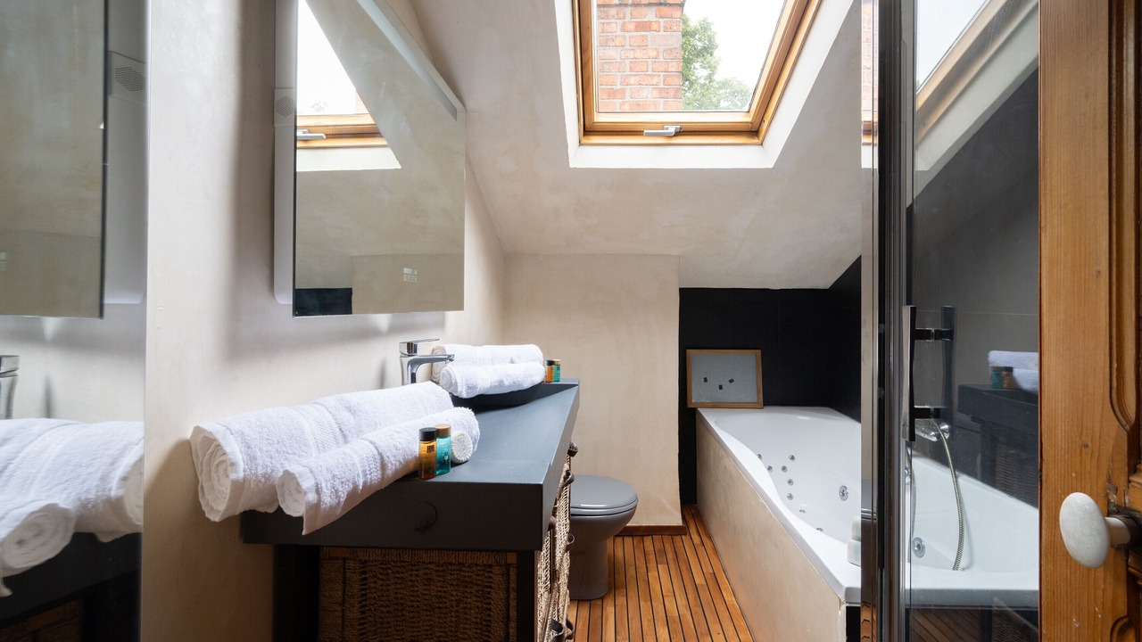 Photo of Bathroom in Diderot